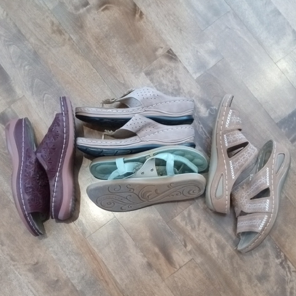 Lot of 4 Women's Casual Sandals - Picture 15 of 16